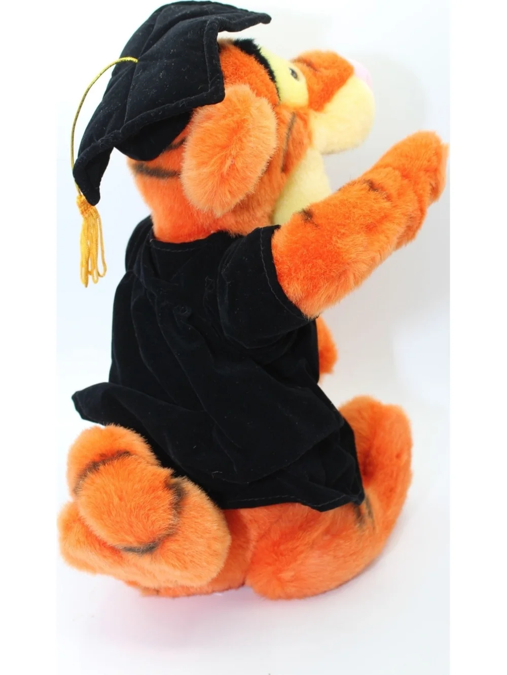 VTG Disney Winnie the Pooh Tigger Graduation Cap & Gown Plush Animal Stuffed 13